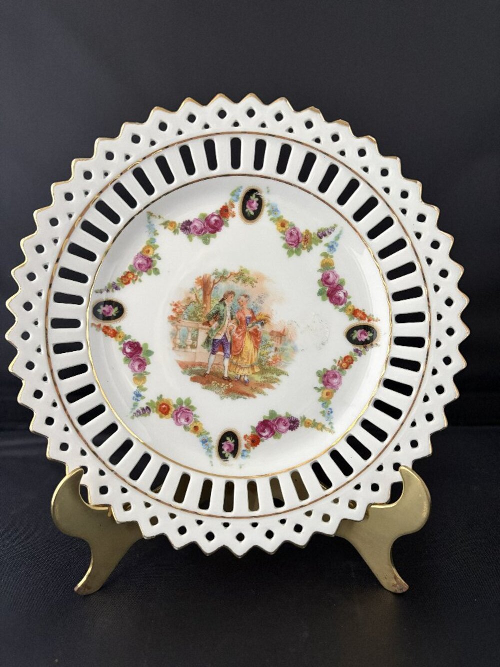 Vintage Germany 5 Plates & 2 Bowls 1920s Porcelain Courting Scene, Lattice, Gild